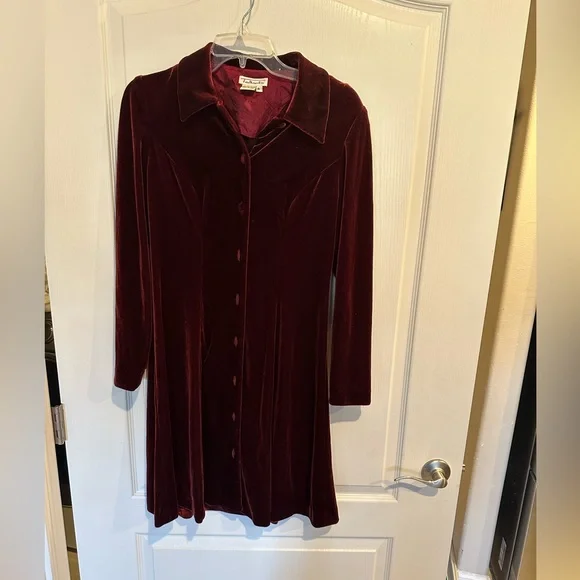 talbots burgundy dress Talbots S 6 Wine Burgundy Ponte A Line Flare dress Career Cocktail Short Sleeve